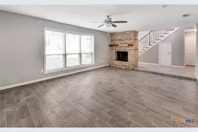 911 Westwood Street, Victoria, TX 77901 - Photo 11