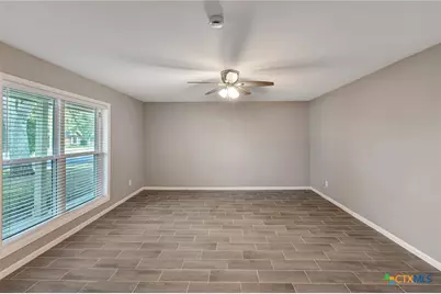 911 Westwood Street, Victoria, TX 77901 - Photo 5