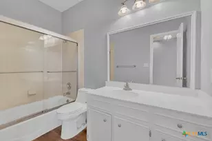 1013 Chestnut St, San Marcos, TX 78666 - Photo 13