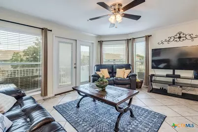 730 E Mather Street #303, New Braunfels, TX 78130 - Photo 5