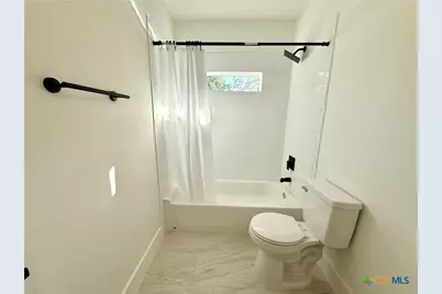 2204 W San Antonio Street #5, New Braunfels, TX 78130 - Photo 9