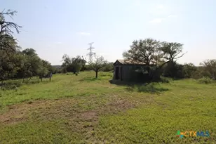 340 Pecan St, Kempner, TX 76539 - Photo 27