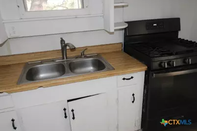 340 Pecan Street, Kempner, TX 76539 - Photo 9