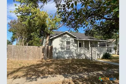 111 N Cedar Avenue, Luling, TX 78648 - Photo 3
