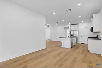 645 Salamander Street, San Marcos, TX 78666 - Photo 5