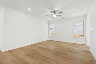 645 Salamander St, San Marcos, TX 78666 - Photo 3