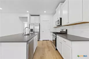 645 Salamander St, San Marcos, TX 78666 - Photo 9