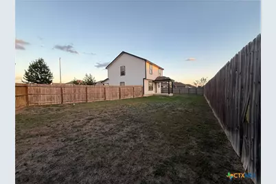 2572 Smokey Cove, Seguin, TX 78155 - Photo 9