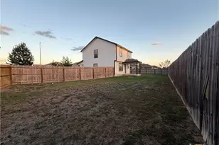 2572 Smokey Cv, Seguin, TX 78155 - Photo 9