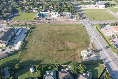 4406 Houston Highway, Victoria, TX 77901 - Photo 9