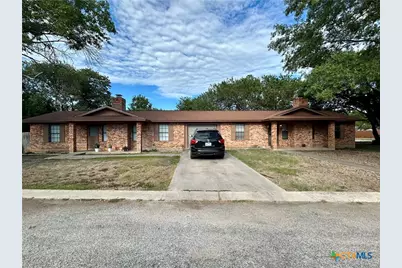 198 West Street #A & B, New Braunfels, TX 78130 - Photo 1