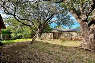 198 West St, New Braunfels, TX 78130 - Photo 9