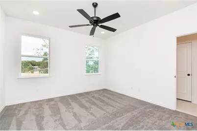 569 Bella Rose Drive, Belton, TX 76513 - Photo 11