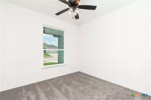 569 Bella Rose Dr, Belton, TX 76513 - Photo 17