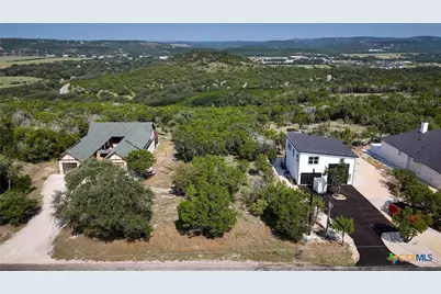 2601 Summit Drive, New Braunfels, TX 78132 - Photo 1