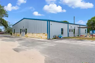 7218 FM 775, La Vernia, TX 78121 - Photo 1