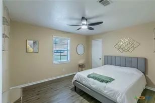 400 Bridge St, Gatesville, TX 76528 - Photo 13