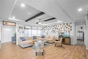 193 Shady Holw Rd, Victoria, TX 77904 - Photo 13