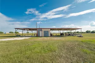 193 Shady Holw Rd, Victoria, TX 77904 - Photo 33