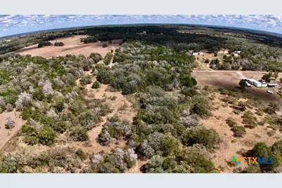 611 N Raymond Road, La Grange, TX 78945 - Photo 5