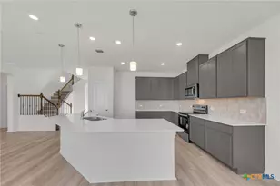 703 Ryan St, Belton, TX 76513 - Photo 11