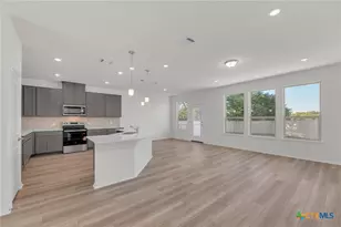 703 Ryan St, Belton, TX 76513 - Photo 7