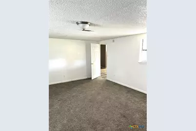 925 Holly Street, Copperas Cove, TX 76522 - Photo 7