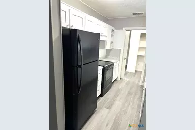 925 Holly Street, Copperas Cove, TX 76522 - Photo 9