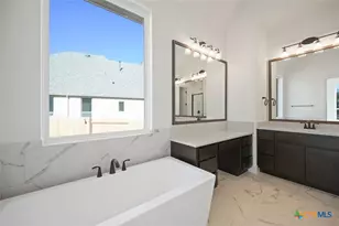 121 Cherokee Sedge Path, San Marcos, TX 78666 - Photo 11