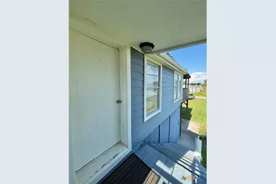 307 N 12th, Port O'Connor, TX 77982 - Photo 11