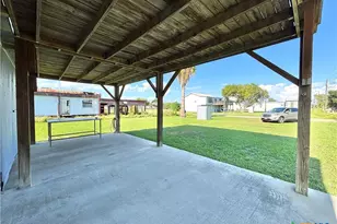 307 N 12th, Port O'Connor, TX 77982 - Photo 3