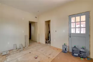 116 S Cypress Ave, Luling, TX 78648 - Photo 13