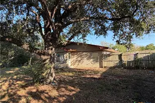 218 Graham Rd, Kenedy, TX 78119 - Photo 7