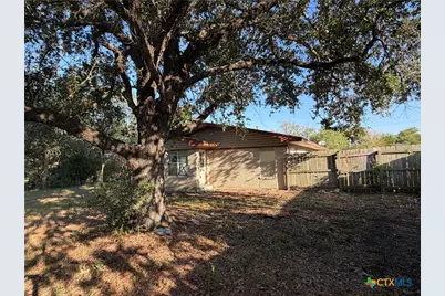 218 Graham Road, Kenedy, TX 78119 - Photo 7