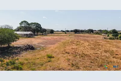 1439 Dagg Road, Yoakum, TX 77995 - Photo 45