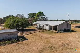 1439 Dagg Rd, Yoakum, TX 77995 - Photo 41