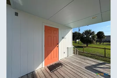 109 S Washington Boulevard, Port O'Connor, TX 77982 - Photo 9