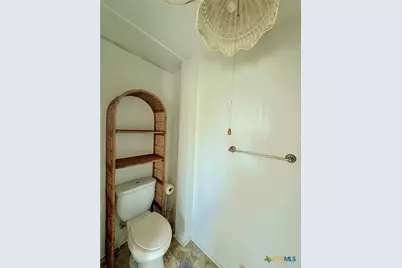 109 S Washington Boulevard, Port O'Connor, TX 77982 - Photo 5