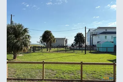 109 S Washington Boulevard, Port O'Connor, TX 77982 - Photo 23