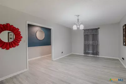 503 Sherwood Drive, Victoria, TX 77901 - Photo 7