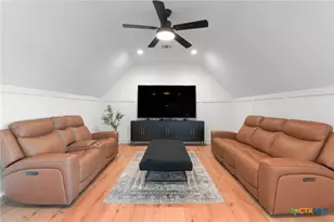 871 Blackbuck Rdg Dr, Lampasas, TX 76550 - Photo 33