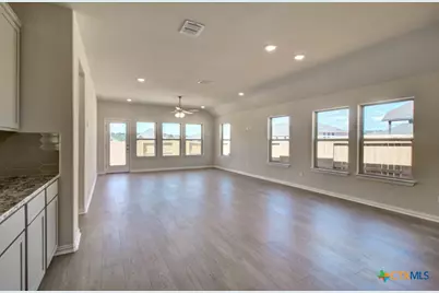 1661 Couser Avenue, New Braunfels, TX 78132 - Photo 17