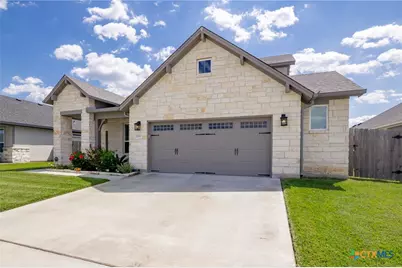 209 Flint Rock Court, Victoria, TX 77904 - Photo 33