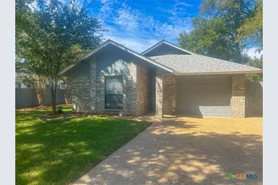 1904 N Harding Avenue, Cameron, TX 76520 - Photo 3