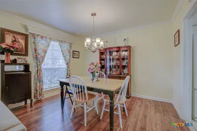 310 Stoneham Circle, Seguin, TX 78155 - Photo 7