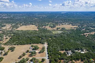 28084 Delafield Dr, New Braunfels, TX 78132 - Photo 33