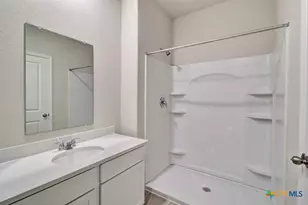 11210 Prairie Lndg, Converse, TX 78109 - Photo 17