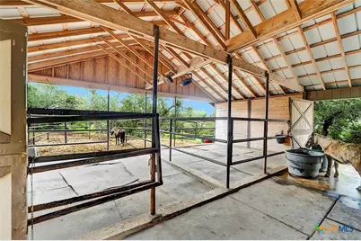 1022 Ranger Ridge, New Braunfels, TX 78132 - Photo 3