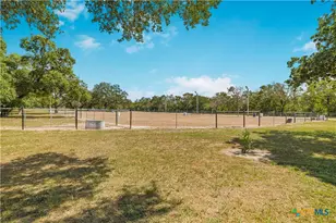 104 Deer Trail Ln, Goliad, TX 77963 - Photo 5