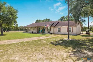104 Deer Trail Ln, Goliad, TX 77963 - Photo 1